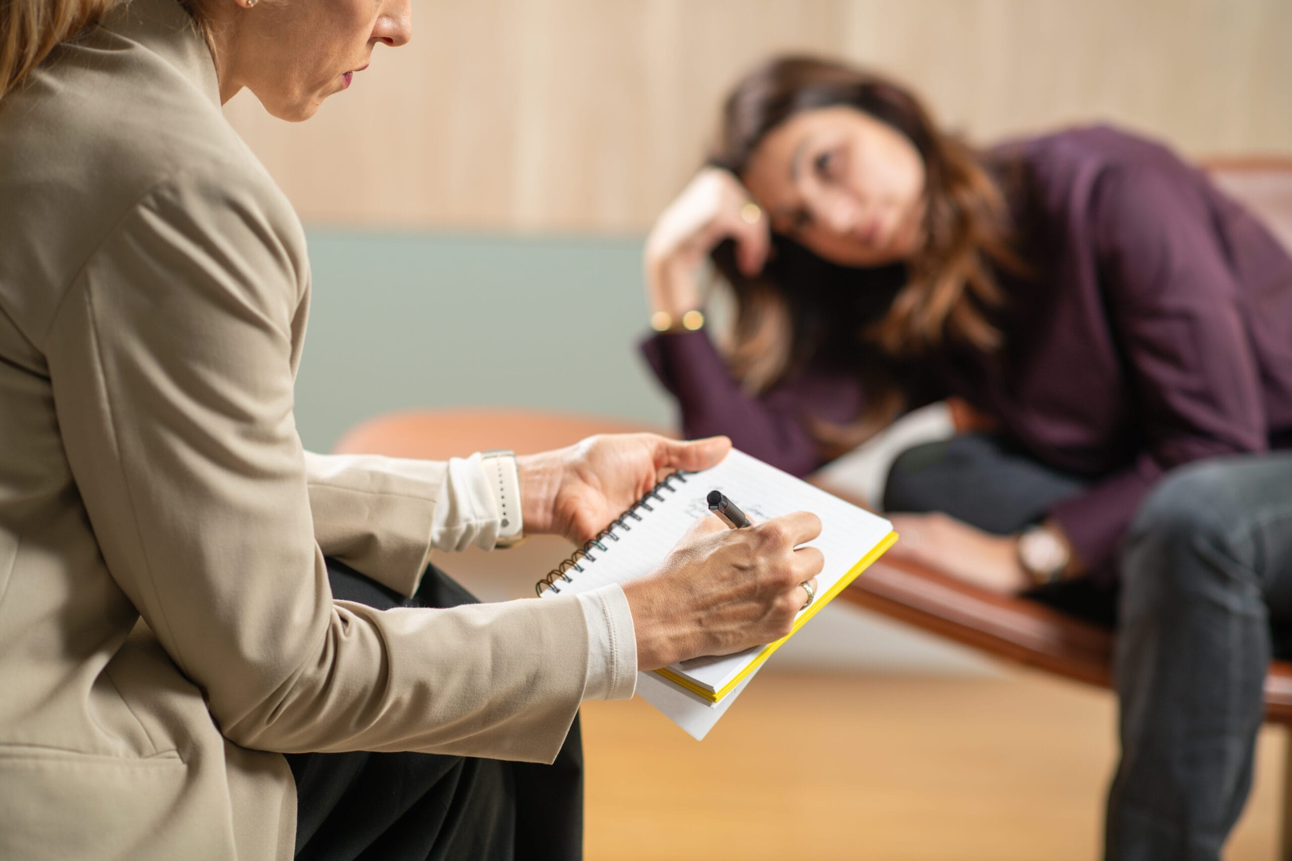 A clinician personalizes borderline personality disorder treatments for a client This tailored plan helps Northcliffe Manor and Houston Willowbrook neighbors build a value driven life